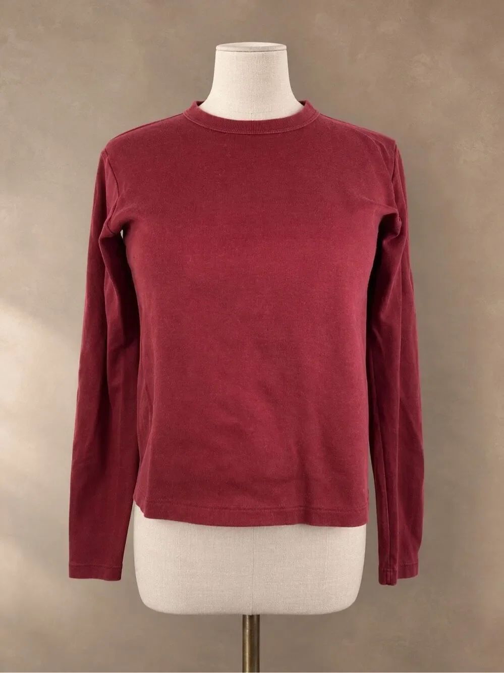Uniqlo XS Long Sleeve Crewneck Tee Burgundy Cotton Stretch Top